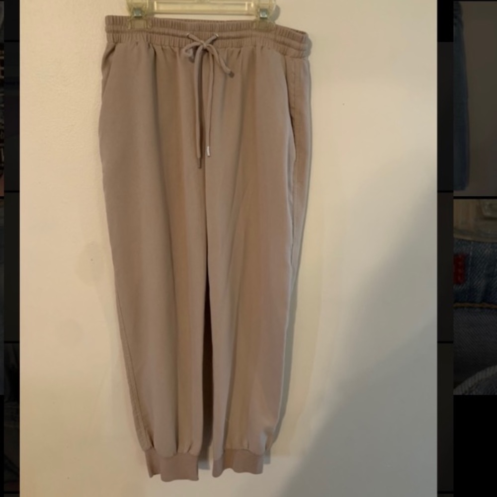 Khaki joggers